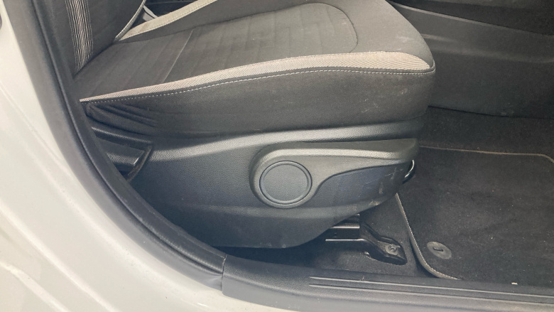 Hyundai i10 1.0 [63] Advance 5dr [Nav] Petrol Hatchback